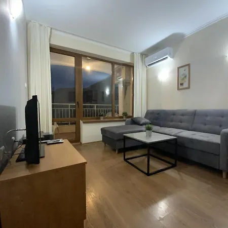 Royal Dreams Apartment *