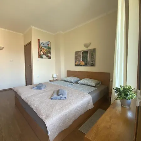 Royal Dreams Apartment *